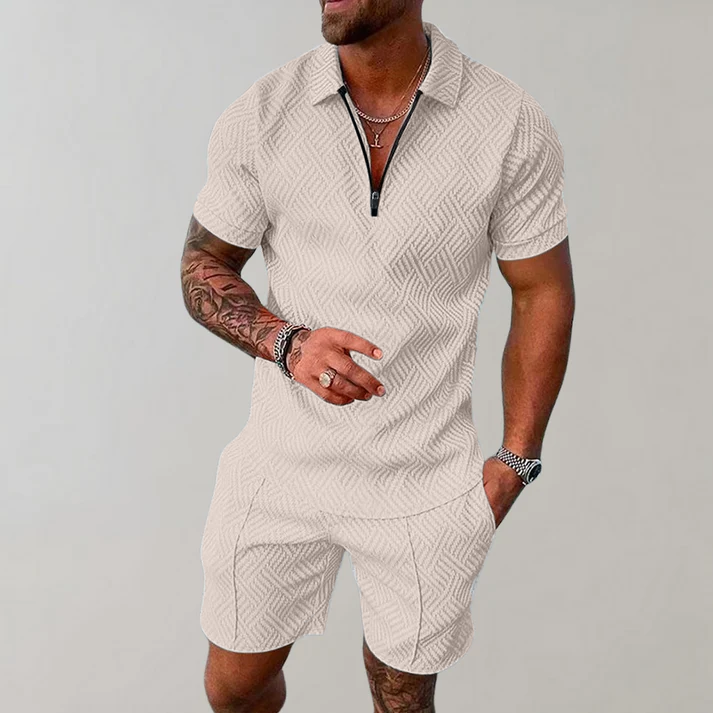 Set elegante e casual composto da polo e pantaloncini da uomo